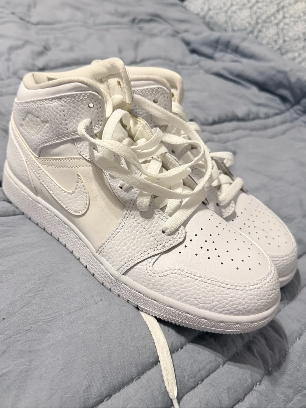 Nike Kids White Air Jordan 1 Mid Sneakers